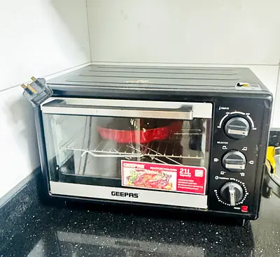 Urgent Microwave oven with Grill