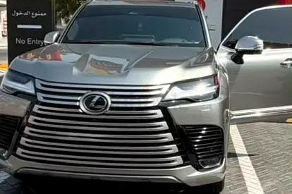2025 Lexus LX 600 Signature GCC Specs URGENT