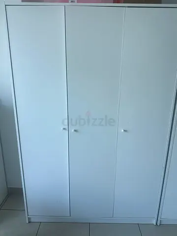 White 3-Door Wardrobe/Armoire in Good Condition