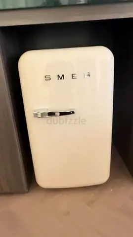 .Smeg FAB5 Retro Style Refrigerator Cream Color
