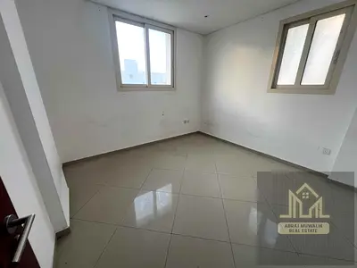 LAVISH 2BHK BRAND NEW BUILDING APARTMENT AVAILABLE YEARLY READY TO MOVE YEARLY UNFURNISHED FOR FAMILY NEAR AMBASSADOR SCHOOL Rent 40k
