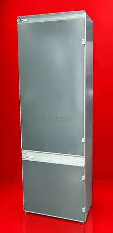Siemens built in fridge with down freezer