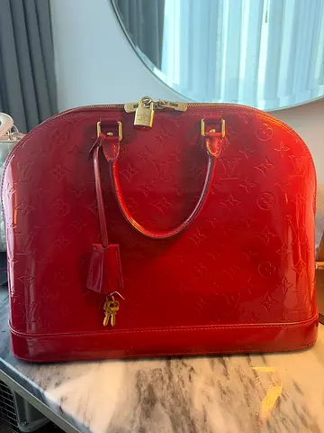 Red Louis Vuitton Vernis Alma PM handbag