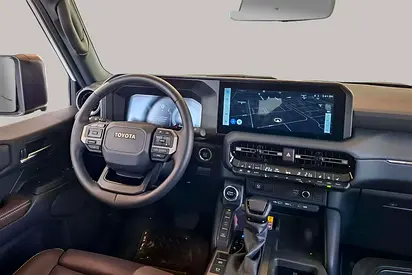 2025 Toyota PRADO — фото 10