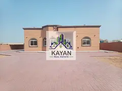 Villa for rent in Al-Salamah Al-Suwaihat: 4 bedrooms, a majlis, and a 3-room annex.