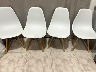 Set of 4 White Dining Chairs with Wooden Legs - Good Condition