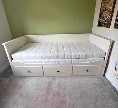 IKEA Hamnes day bed with 2 mattress