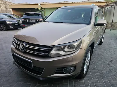 VW Tiguan SEL 4WD in Excellent Condition GCC Specs