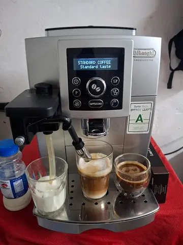 DeLonghi Automatic Espresso & Cappuccino Machine — Good Working Condition