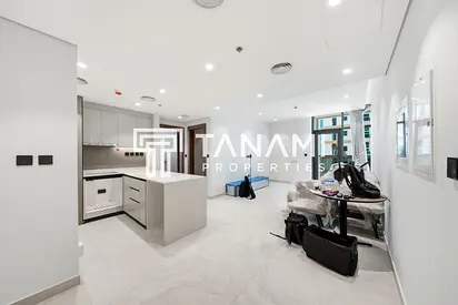 Skyline View | Spacious | Chiller free