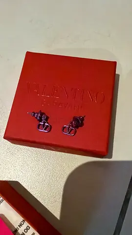 Valentino Garavani stud earrings (authentic)