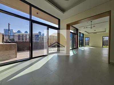 LUXURY 4BHK VILLAH +KITCHEN APPLIANCESS FREE ALL ROOMS ATTACHED BATHROOMS +BBQ AREA GARDEN POOL GYM STEM SONA 450K IN 4 CHEQUES
