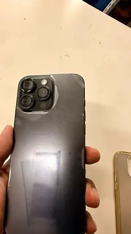 Used iPhone 16 Pro Max, box and original charger, battery 97% very good condition like a new