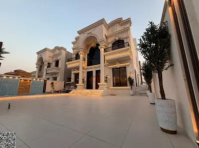 للبيع فيلا كلاسيك  5000 قدم طابقين وروف مع حمام سباحة بالقرب من شارع الشيخ عمار مباشرة