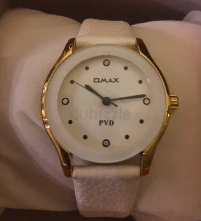 Qmax women's gold-tone white leather watch brand new