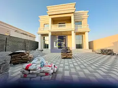 Luxurious brand new 5 Master Bedrooms +2 Hall+Big Majlish+Maid Room+ Big Yard Villa Bigning of Madin