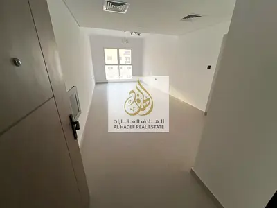 بناية جديدة,اول ساكن,مساحة واسعة,موقع مميز,سهل الوصول
