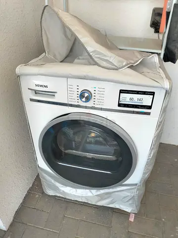 Free Delivery- SIEMENS iQ800 Model 9KG 💯 Dryer Clothes Latest Model With Digital Clock 60x60 cm
