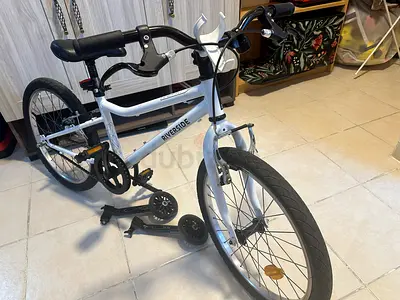 White Riverside Kids Bicycle with Training Wheels - Good Condition