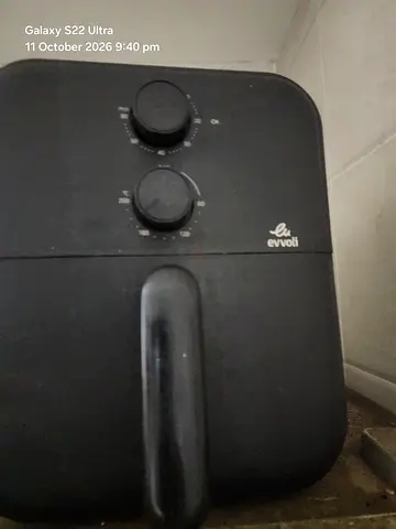 Used Evvoli Black Air Fryer - Compact 2-3L, Good Working Condition
