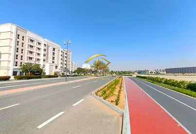 Sea View Living | Spacious 2-Bedroom for Sale in Mina Al Arab