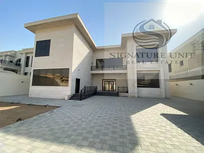 Spacious 6BR Villa | Garden | Covered Parking