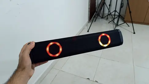 RGB Bluetooth Speaker / Soundbar – FM Radio & MP3 – Good Condition