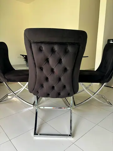 Black chairs X4
