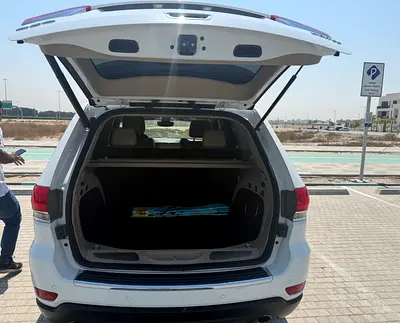صورة 9 لـ 2018 JEEP GRAND CHEROKEE
