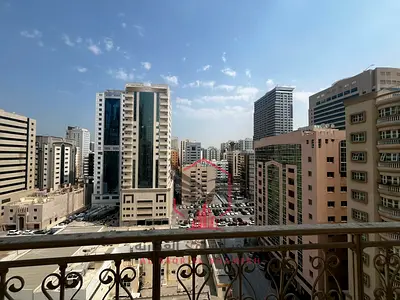 باركنج مجاني | بلكونه اطلاله مفتوحه | مساحات واسعه | غرفه خادمه