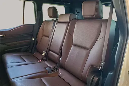 2025 Toyota PRADO — миниатюра 12