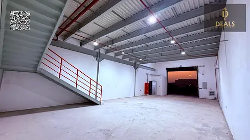 Showroom for Rent in Al Jurf Industrial Area, Ajman | 2,577 Sq. Ft.