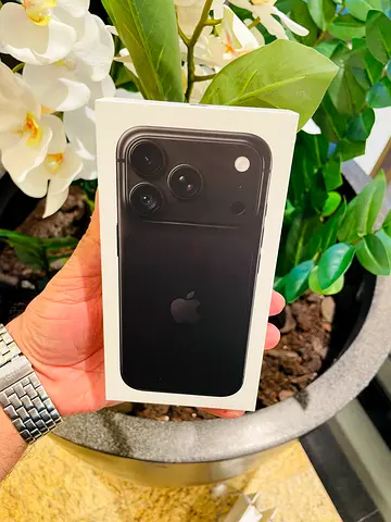 iPhone 18pro 256gb physical sim