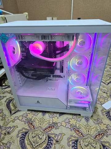 White RGB Gaming Desktop PC with Liquid Cooler and High-End GPU