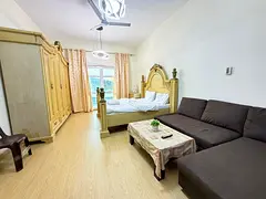 Discovery garden studio for rent