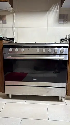 Siemens 90cm Gas Cooker, 5 Burners with Wok Burner, Gas Oven, Stainless Steel