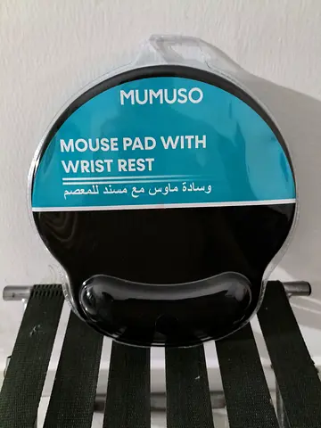 Mumuso Gel Mouse Pad with Wrist Rest - Black (New)