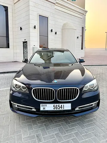 2015 BMW 7-Series 730Li Exclusive GCC Specs