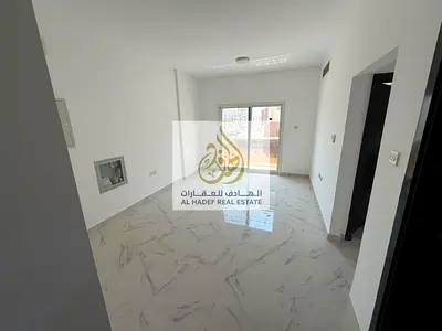New building, first occupant, spacious, prime location, easily accessible.