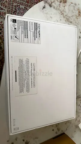 Apple MacBook Air M1, 256GB in excellent condition
