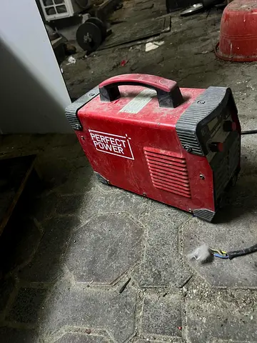 Welding machine