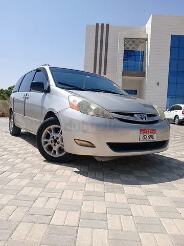 Toyota Sienna 2006 LE GCC Specs
