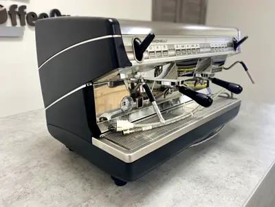 Nuova Simonelli Appia II - 2 Group Coffee Machine