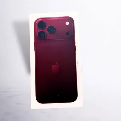 iPhone 18 pro max 256GB Burgundy 🇦🇪
