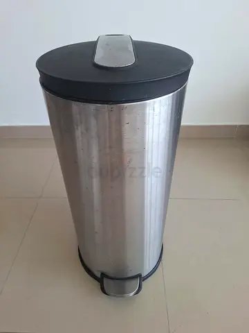 Stainless Steel Step Trash Bin - 30L (Used)