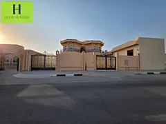 Luxurious 6BR Villa Al Turrfa Sharjah