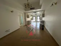 Al Majaz 3: Spacious 2-bedroom apartment with open views, free AC and year-round maintenance, near A