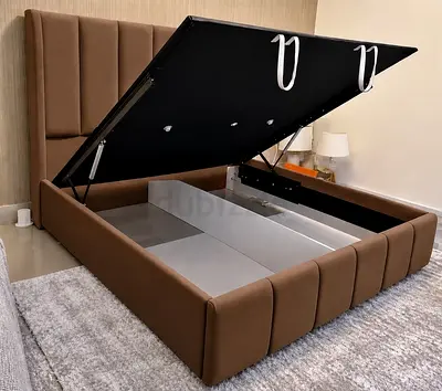 Storage Bed With Hydraulic Lift and With Mattress (Queen/King size)
