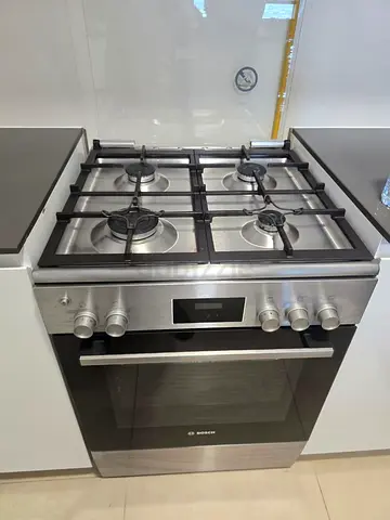Bosch last model cooker full gas digital 60/60 cm