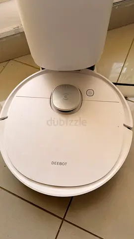ECOVACS DEEBOT robot vacuum (white) with charging dock